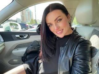 После секса парень дрочит