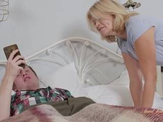 Откровенный стриптиз шоу
