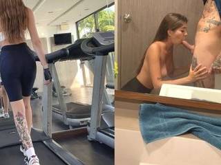 Стриптиз певица
